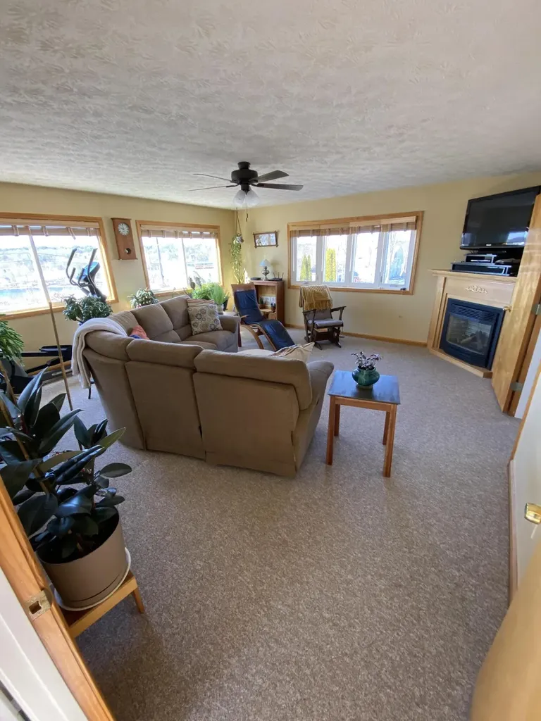 35 Prospect Avenue Lewiston ME 04240