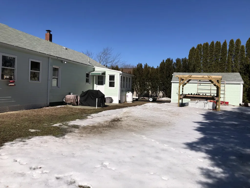 35 Prospect Avenue Lewiston ME 04240