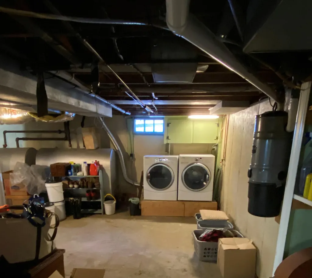 35 Prospect Avenue Lewiston ME 04240