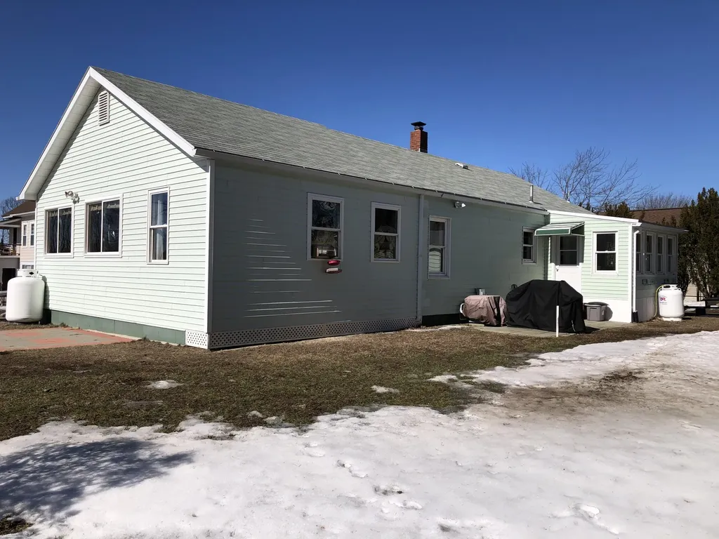 35 Prospect Avenue Lewiston ME 04240