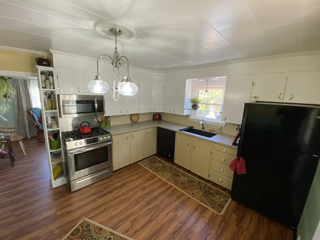 35 Prospect Avenue Lewiston ME 04240