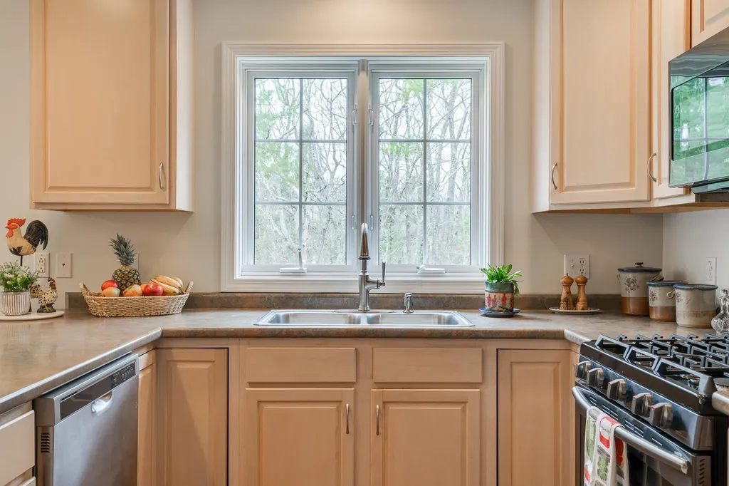 49 Stonewall Road Harpswell ME 04079