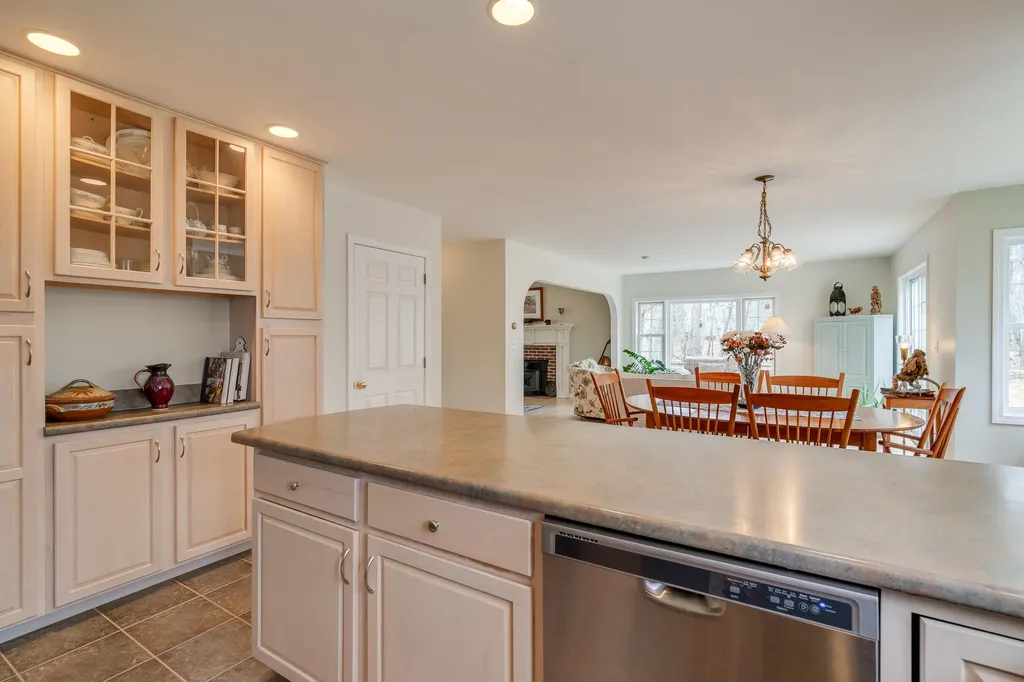 49 Stonewall Road Harpswell ME 04079