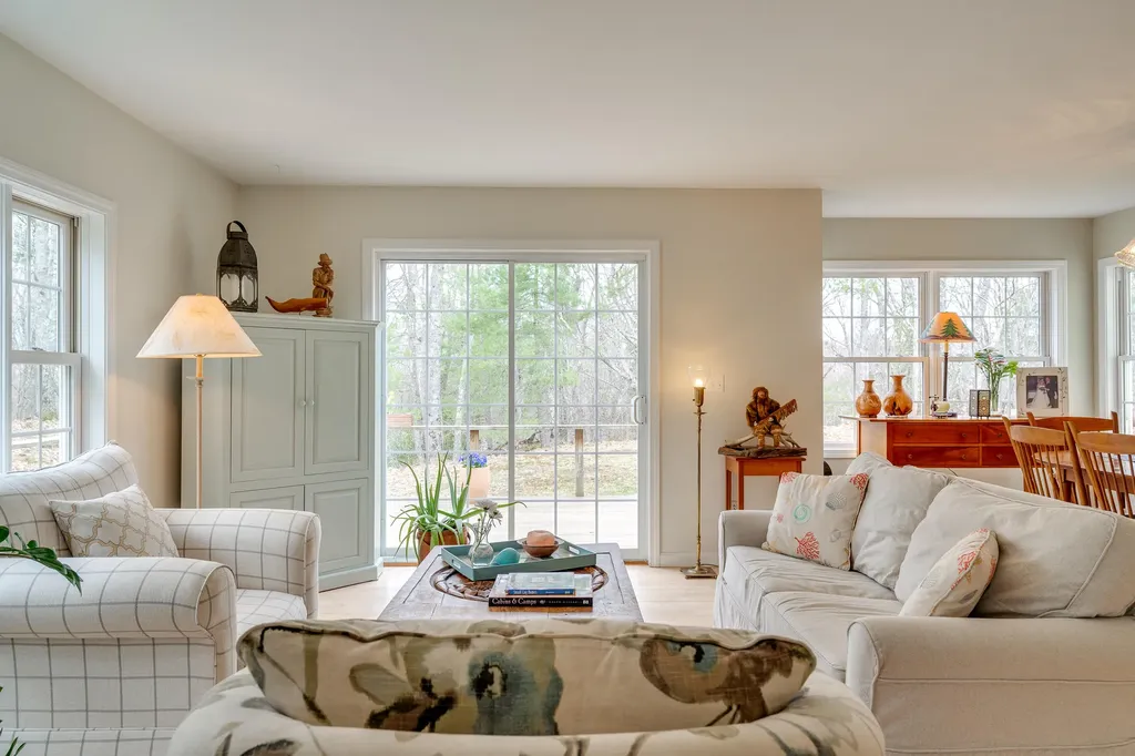 49 Stonewall Road Harpswell ME 04079