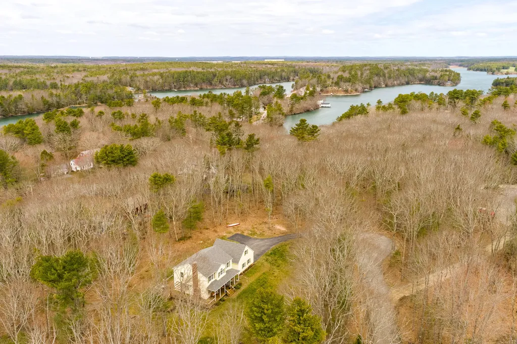 49 Stonewall Road Harpswell ME 04079