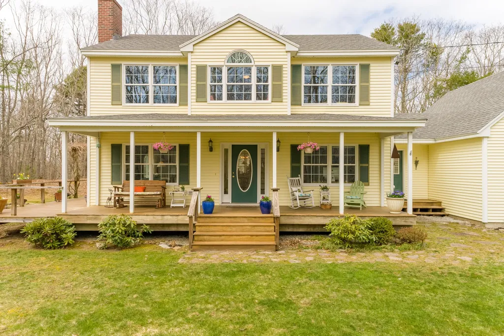 49 Stonewall Road Harpswell ME 04079