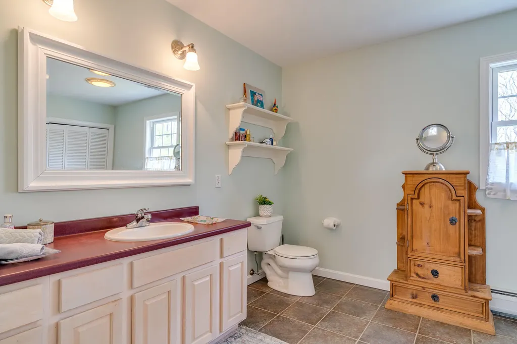 49 Stonewall Road Harpswell ME 04079
