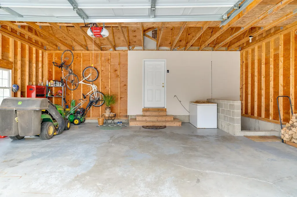 49 Stonewall Road Harpswell ME 04079