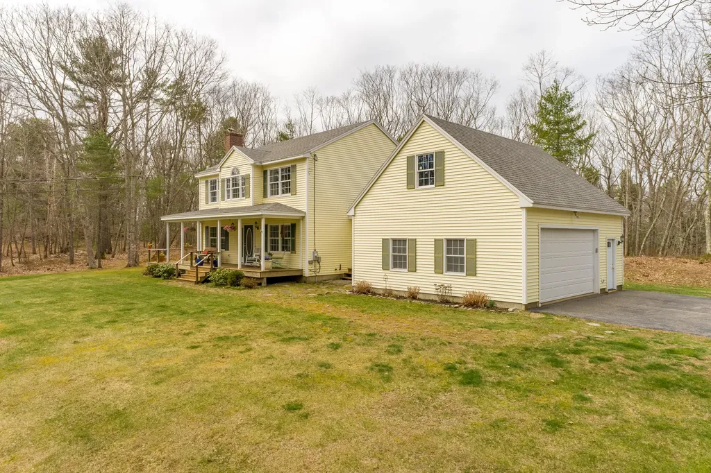 49 Stonewall Road Harpswell ME 04079