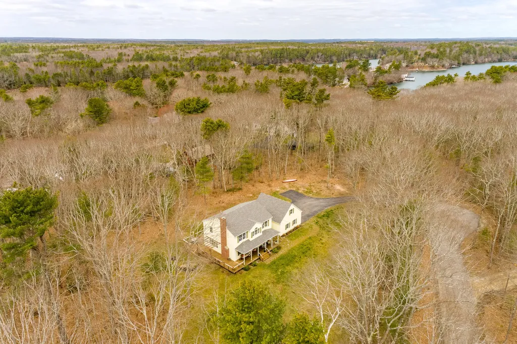 49 Stonewall Road Harpswell ME 04079