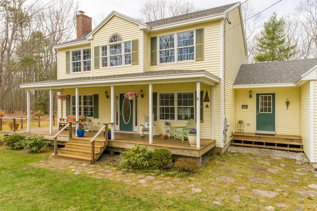 49 Stonewall Road Harpswell ME 04079