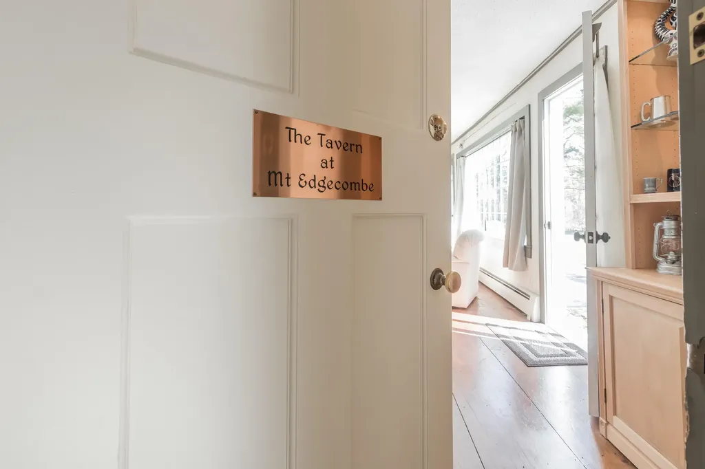 118 N Bath Road Bath ME 04530