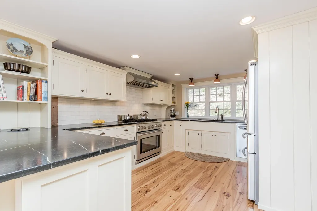 118 N Bath Road Bath ME 04530