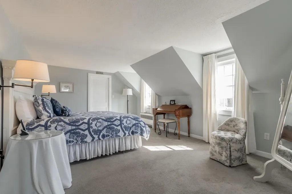 118 N Bath Road Bath ME 04530
