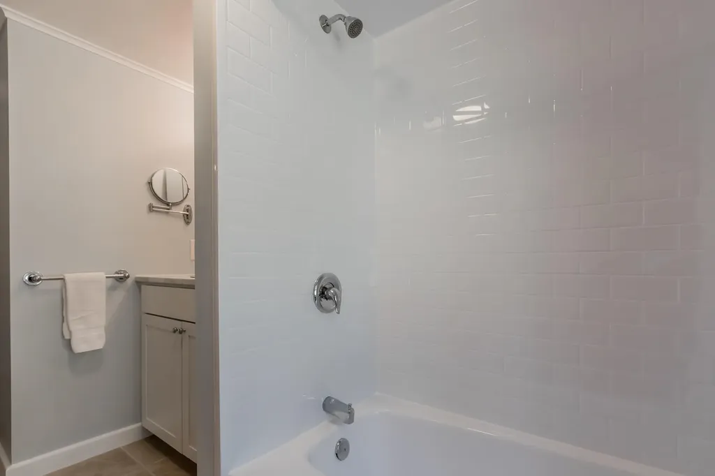 118 N Bath Road Bath ME 04530