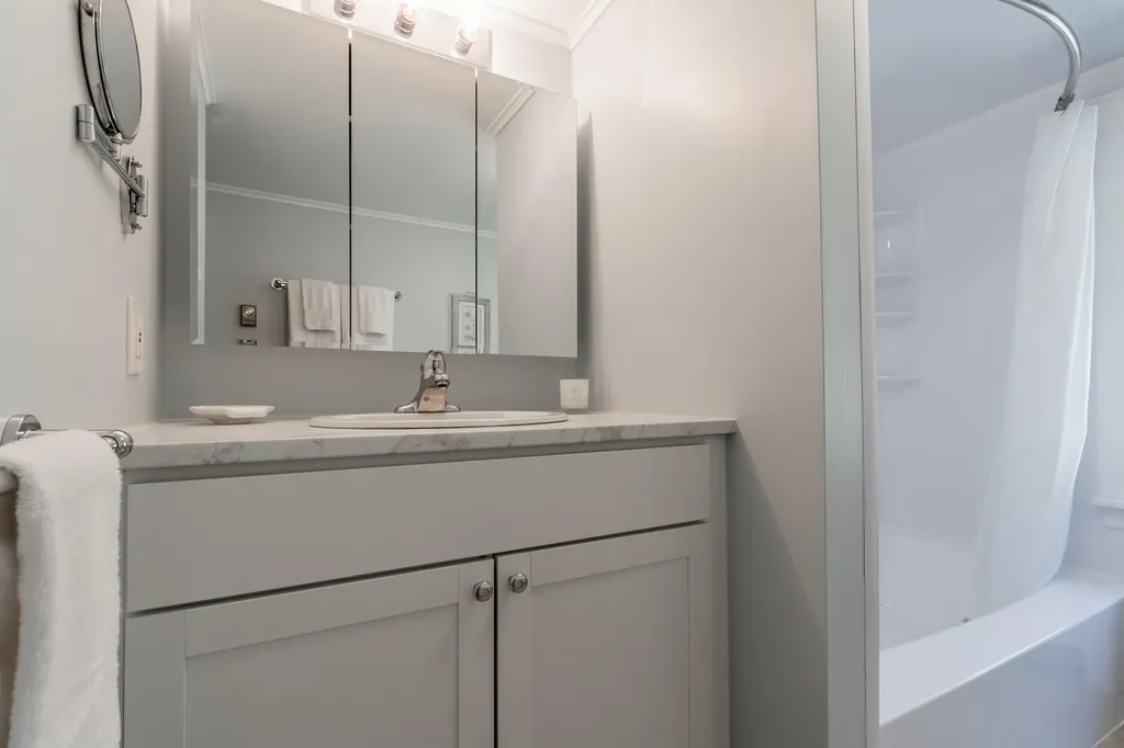 118 N Bath Road Bath ME 04530