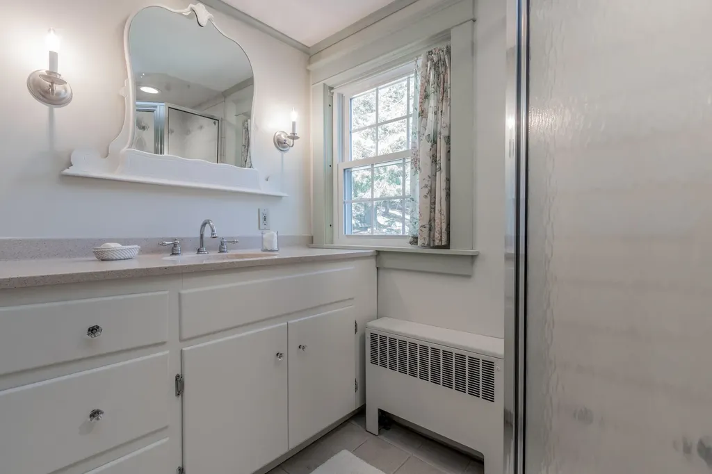 118 N Bath Road Bath ME 04530