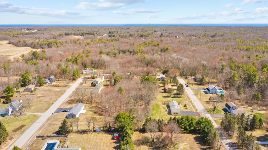 14 Wildbrook Drive Biddeford ME 04005