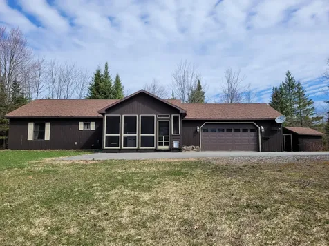 541 Stevens Road Unity ME 04988