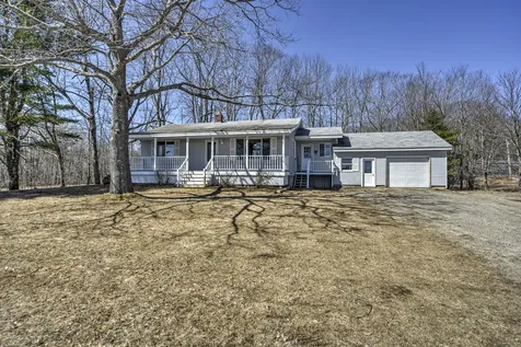 477 Bay Road Bowdoinham ME 04008
