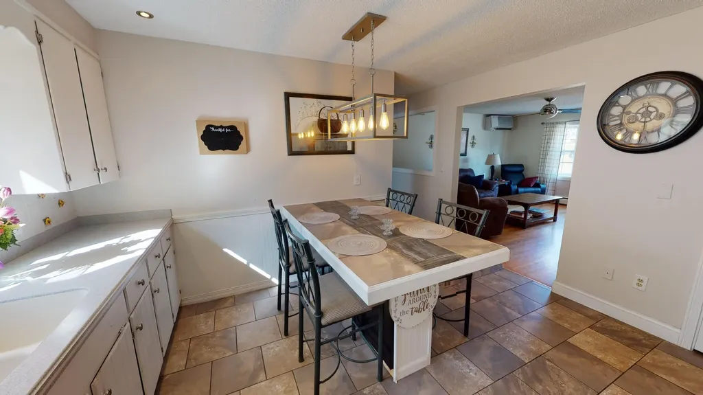 1377 Sabattus Street Lewiston ME 04240