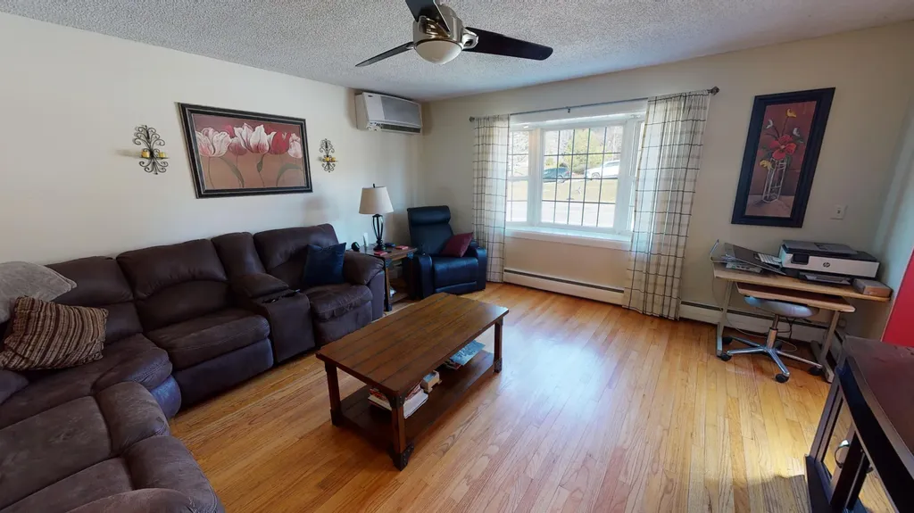 1377 Sabattus Street Lewiston ME 04240