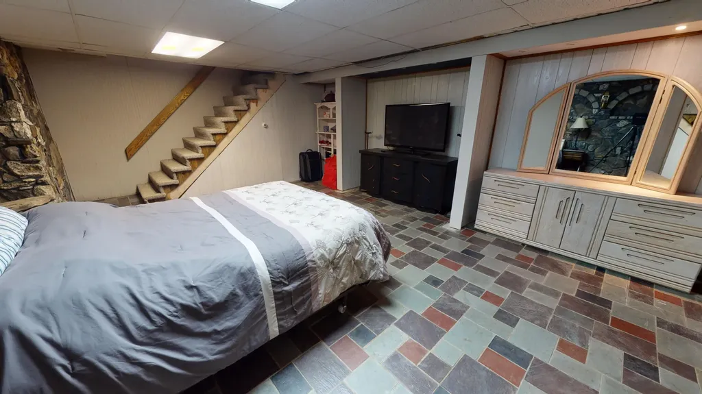 1377 Sabattus Street Lewiston ME 04240