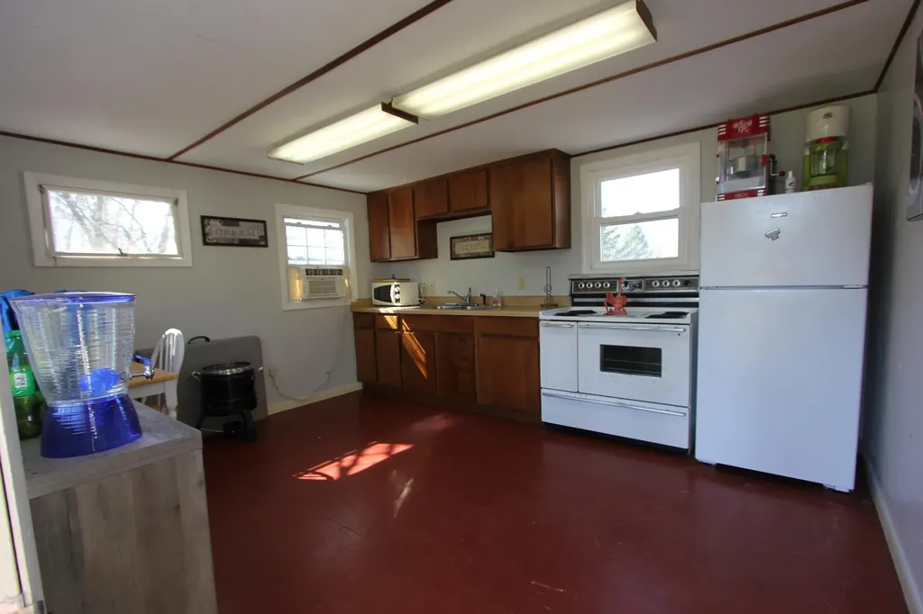 1377 Sabattus Street Lewiston ME 04240