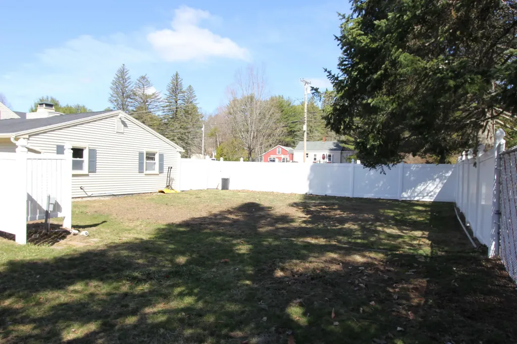 1377 Sabattus Street Lewiston ME 04240