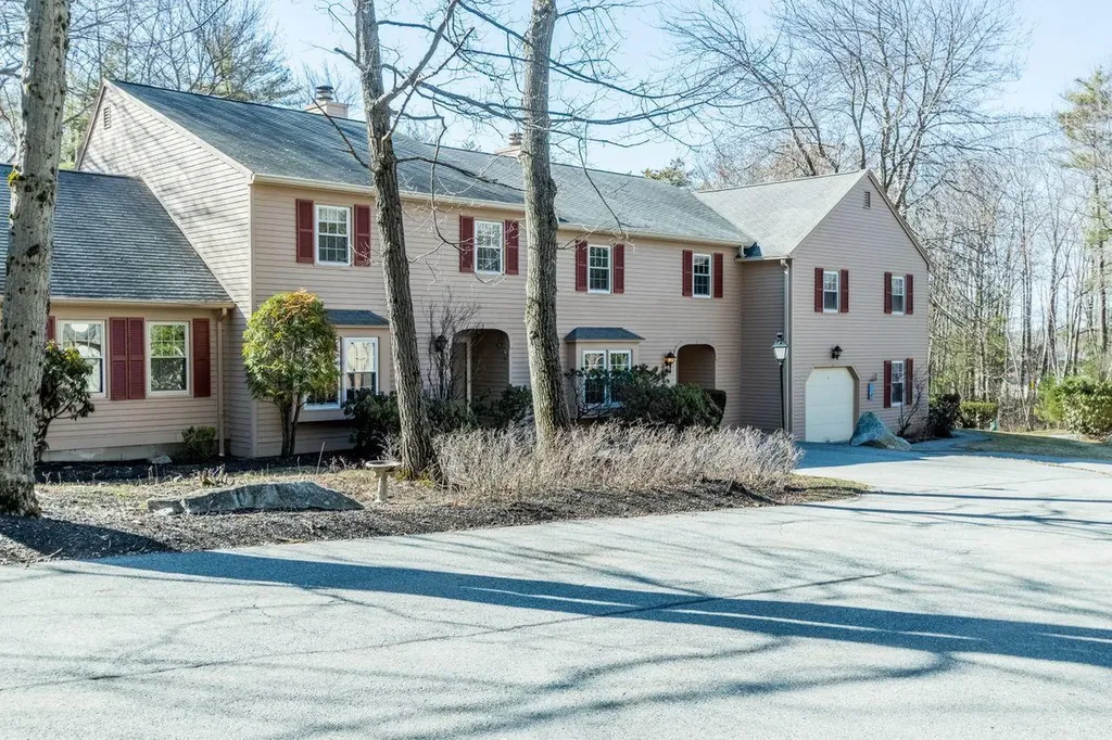 4 Bramhall Terrace Portland ME 04103