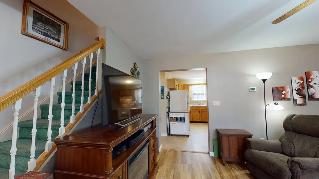 288 Warren Road Monmouth ME 04259