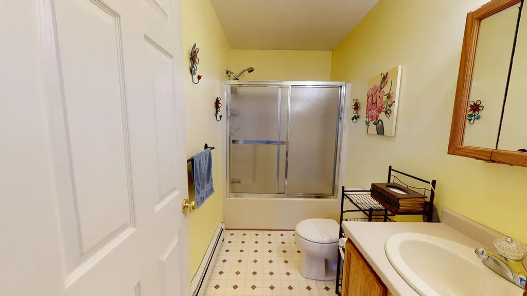 288 Warren Road Monmouth ME 04259