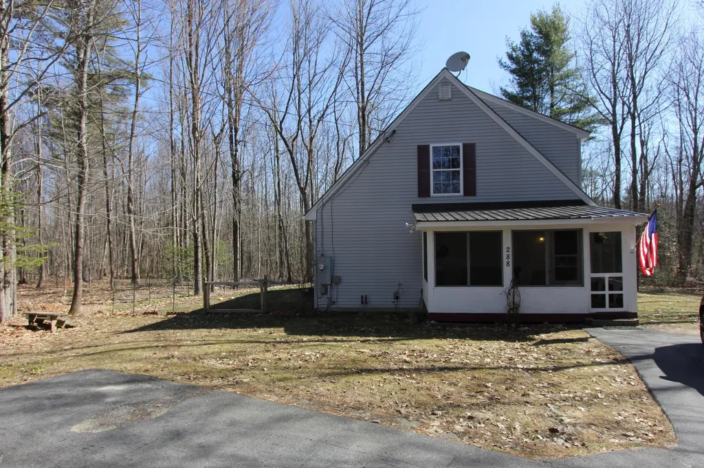 288 Warren Road Monmouth ME 04259