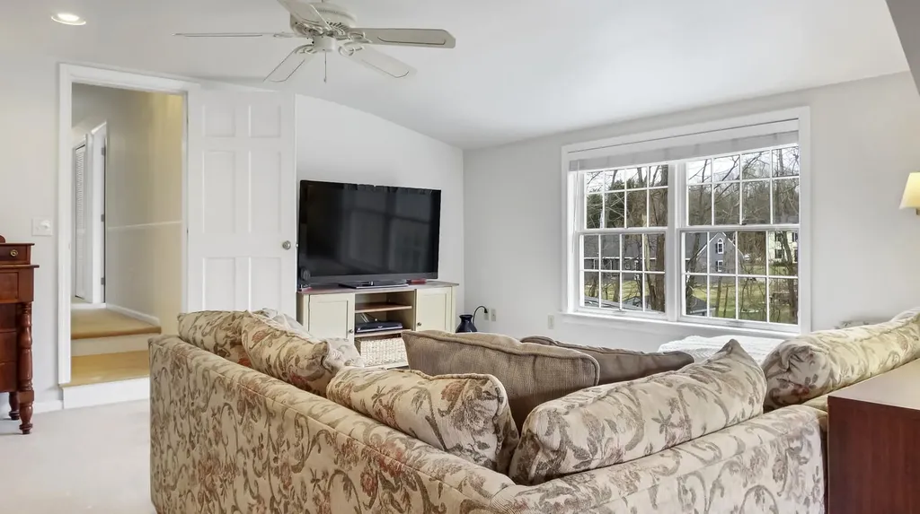 18 Woodlawn Drive Winslow ME 04901