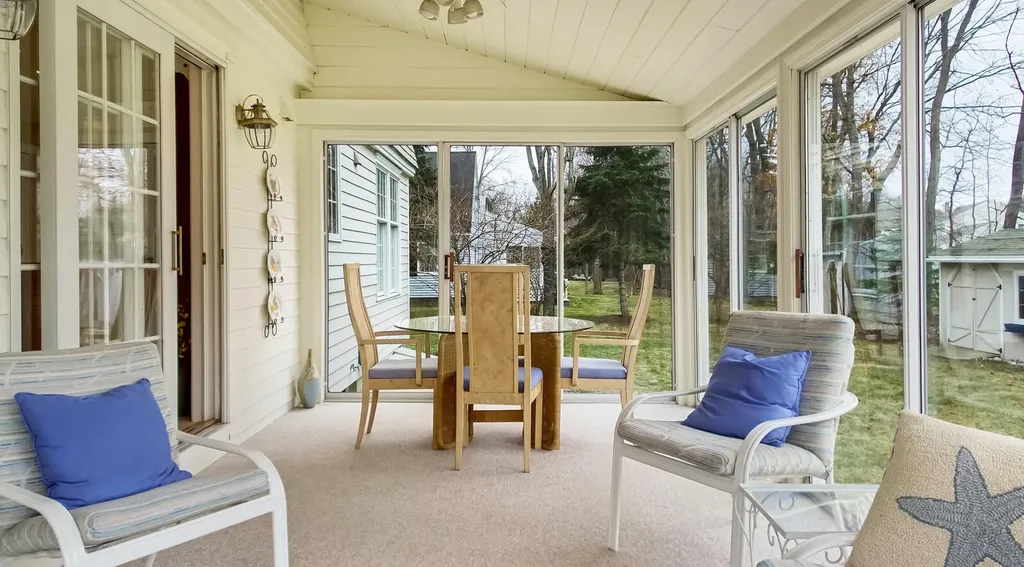 18 Woodlawn Drive Winslow ME 04901