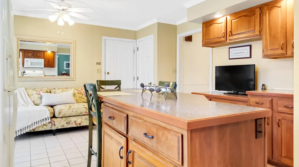 18 Woodlawn Drive Winslow ME 04901