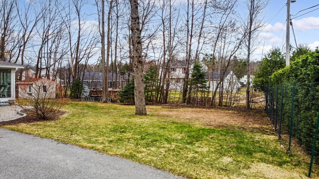18 Woodlawn Drive Winslow ME 04901
