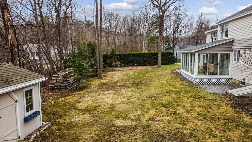 18 Woodlawn Drive Winslow ME 04901