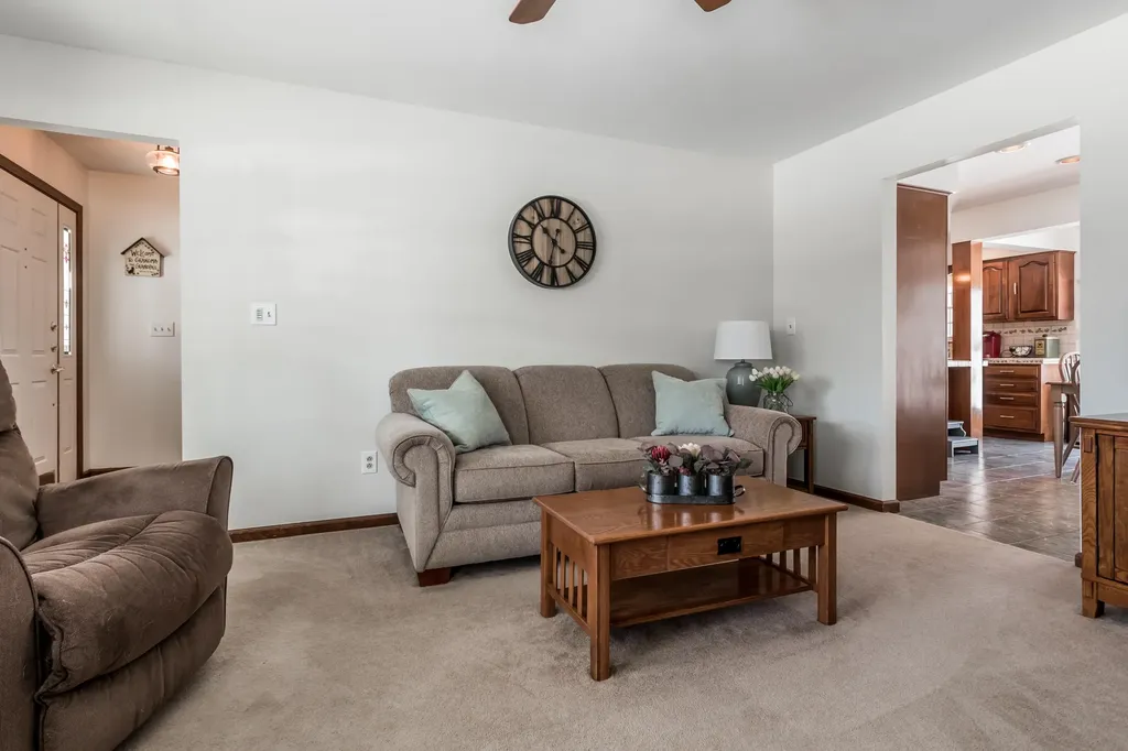 38 Woodside Drive Lewiston ME 04240