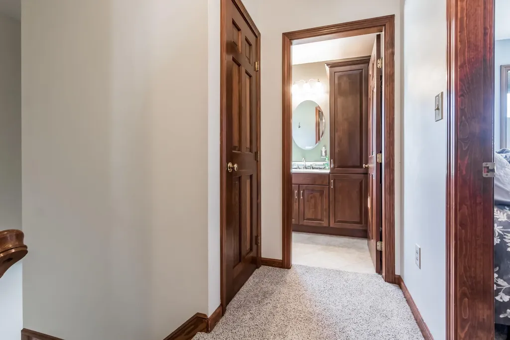 38 Woodside Drive Lewiston ME 04240