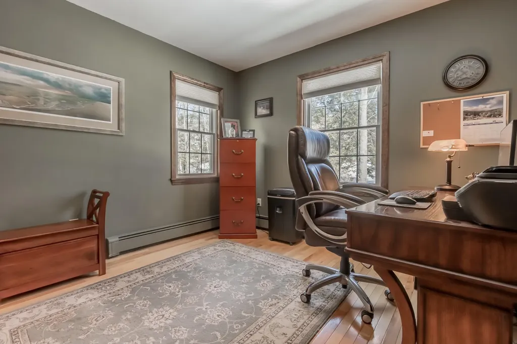 38 Woodside Drive Lewiston ME 04240