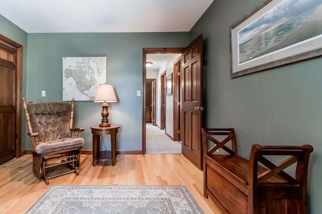 38 Woodside Drive Lewiston ME 04240