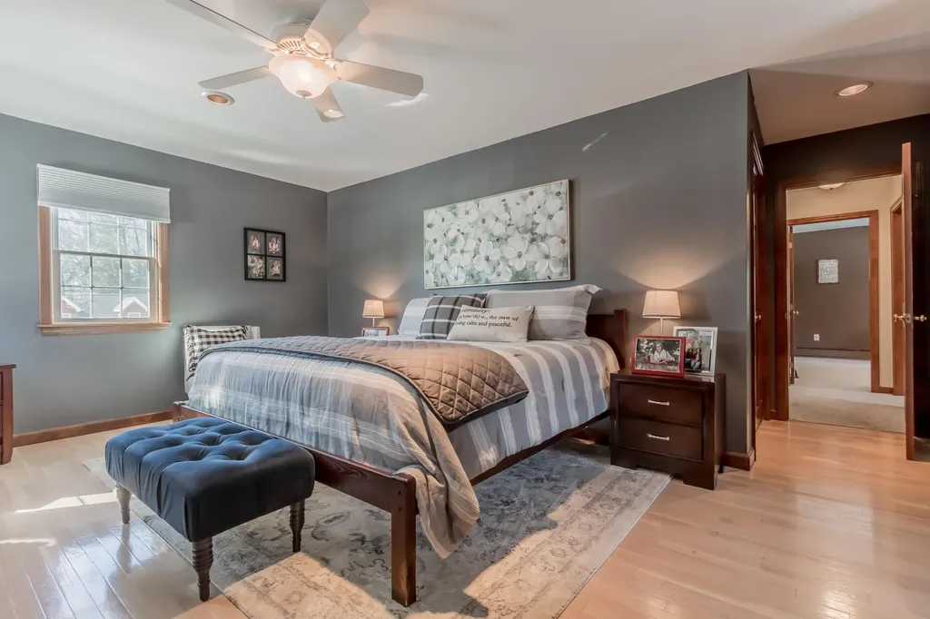 38 Woodside Drive Lewiston ME 04240