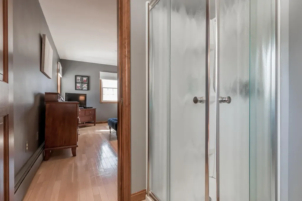 38 Woodside Drive Lewiston ME 04240