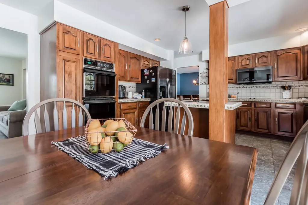 38 Woodside Drive Lewiston ME 04240