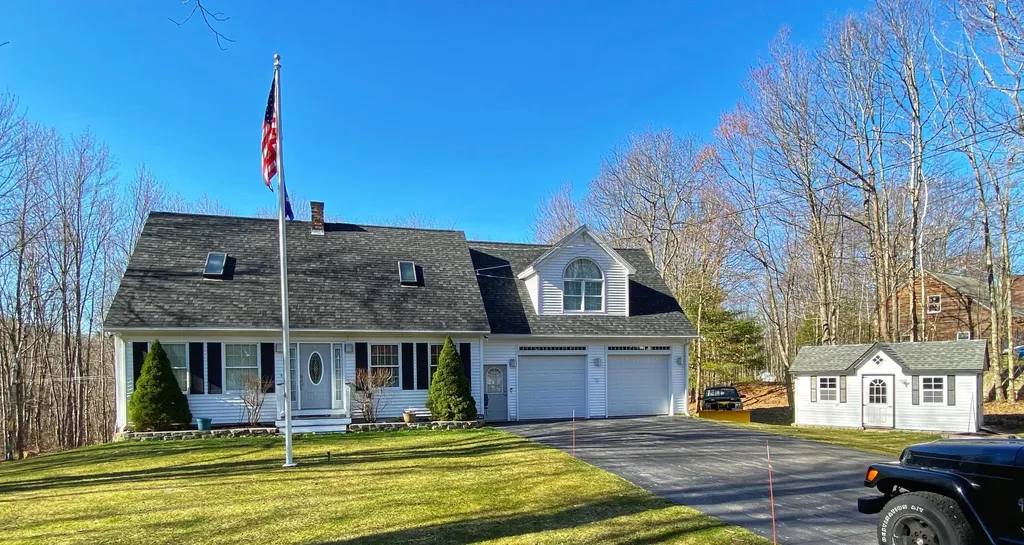 1943 Alfred Road Lyman ME 04002