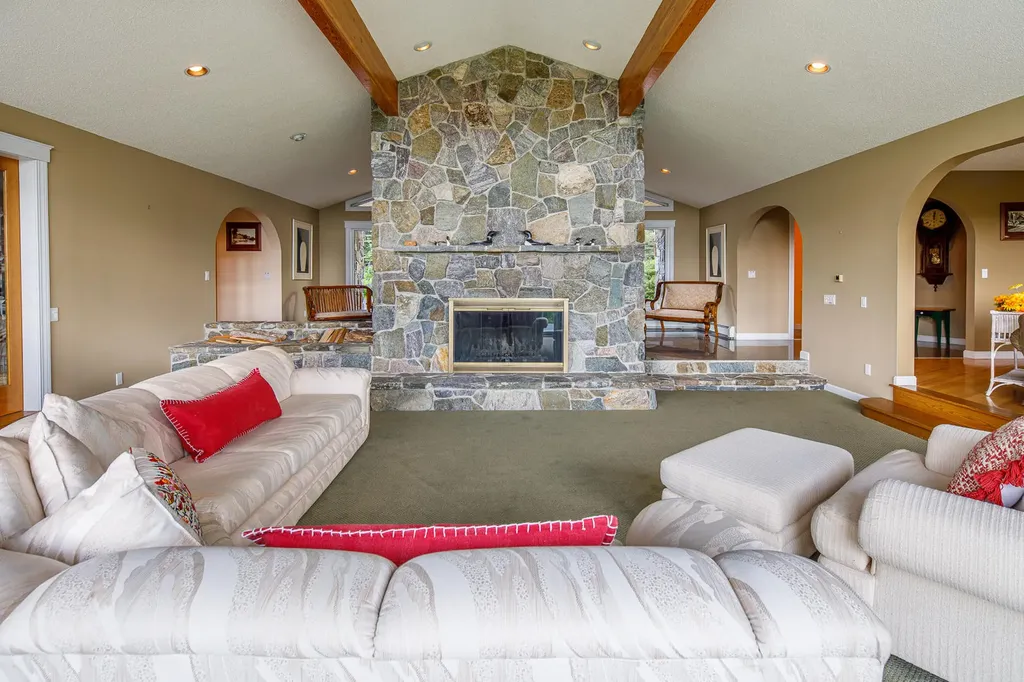 100 Proctor Road Rangeley ME 04970