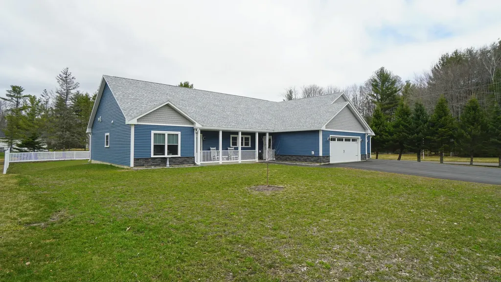 12 Goodrich Lane Winslow ME 04901
