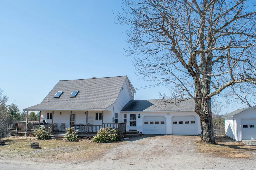 157 West Road Chesterville ME 04938