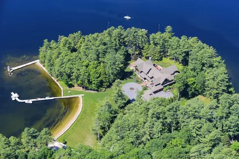 64 Sunset Chimneys Road Raymond ME 04071